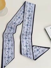 Blue Floral Twilly