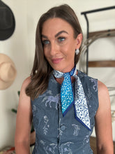 Blue & White Floral Twilly