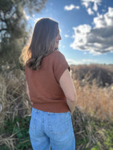 Roanie Rust Horse Shoe Top